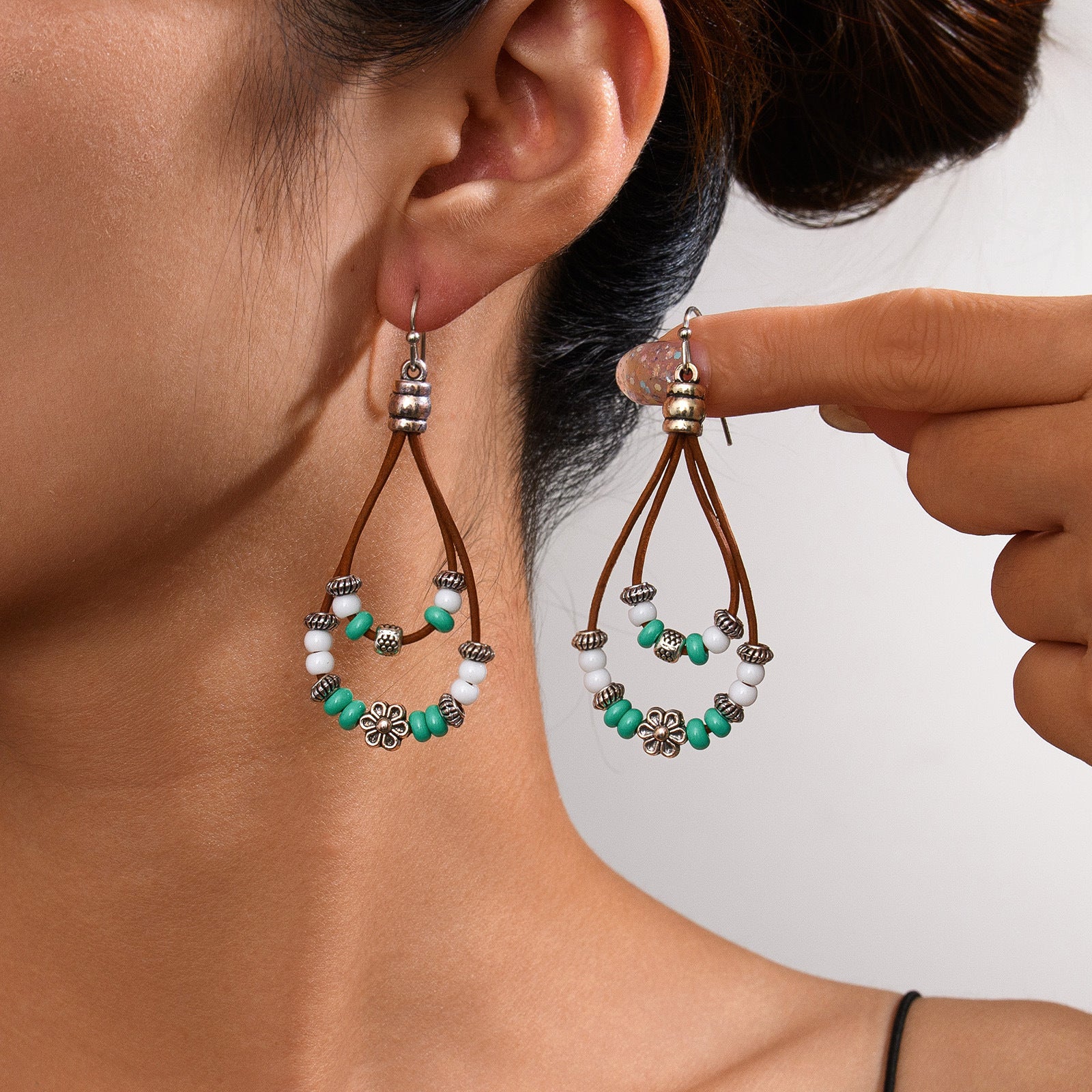 Wholesale  retro ethnic style antique silver flower beads leather rope pendant women's earrings