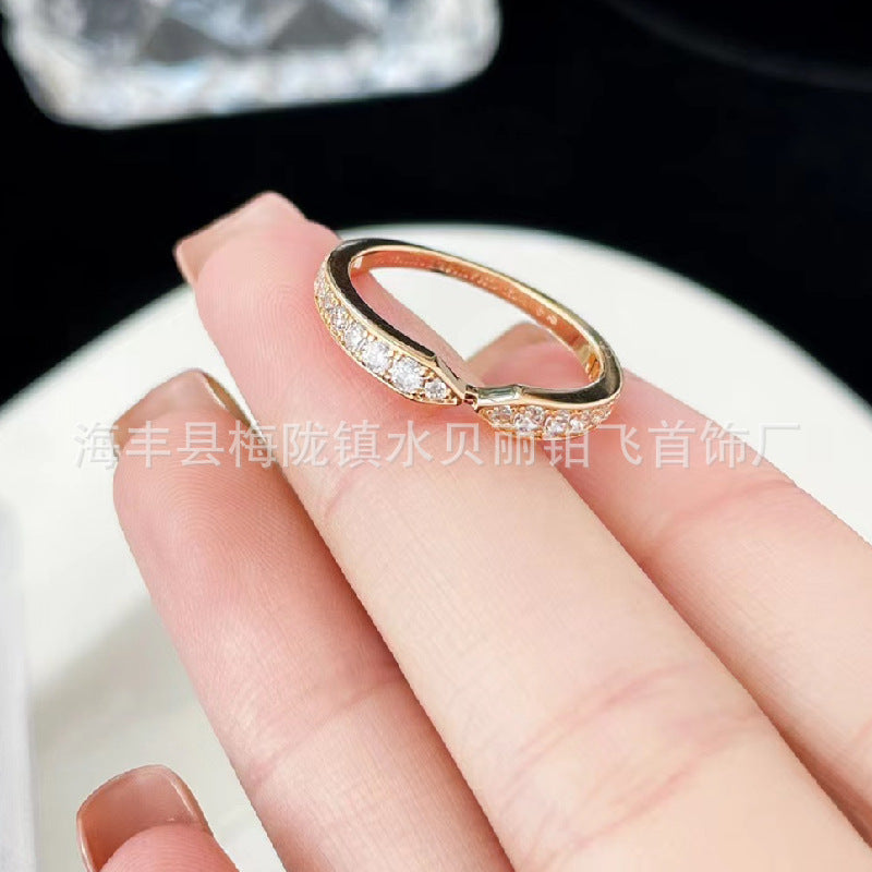 Wholesale V gold plated gold Liens wedding diamond ring