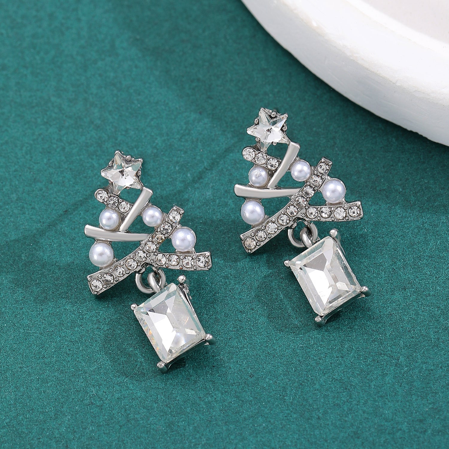 Wholesale Christmas Tree Earrings For Women Colorful Rhinestone Gold Tone Party Jewelry Gift