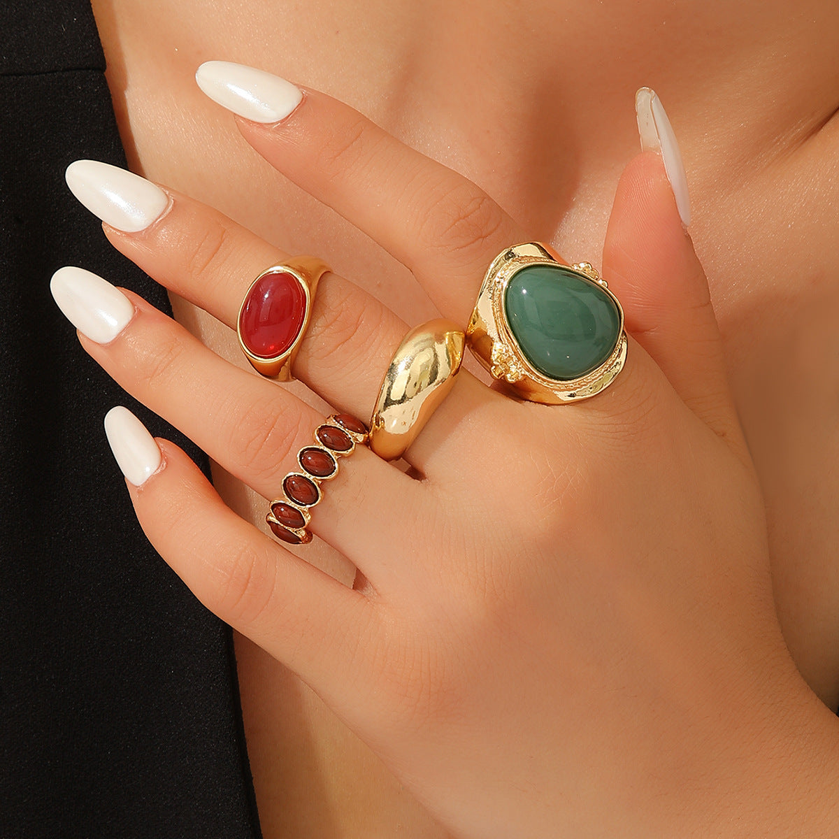 Wholesale Retro Gold Tone Oval Alloy Ring Set For Women Chic Jewelry Accessory Gift 4 Piece Everyday Wear