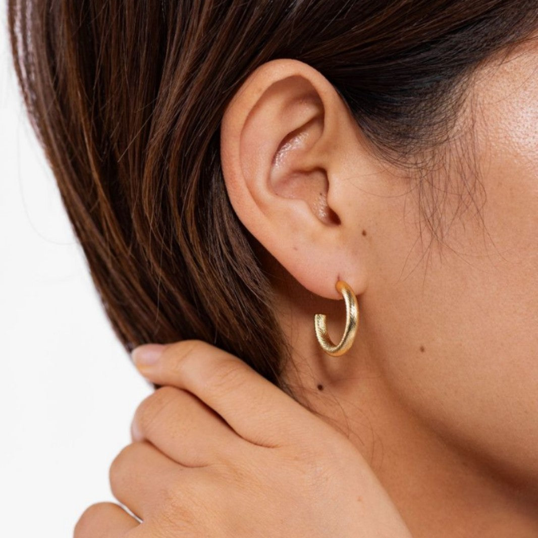 Wholesale snake skin pattern c-type plain hoop earrings