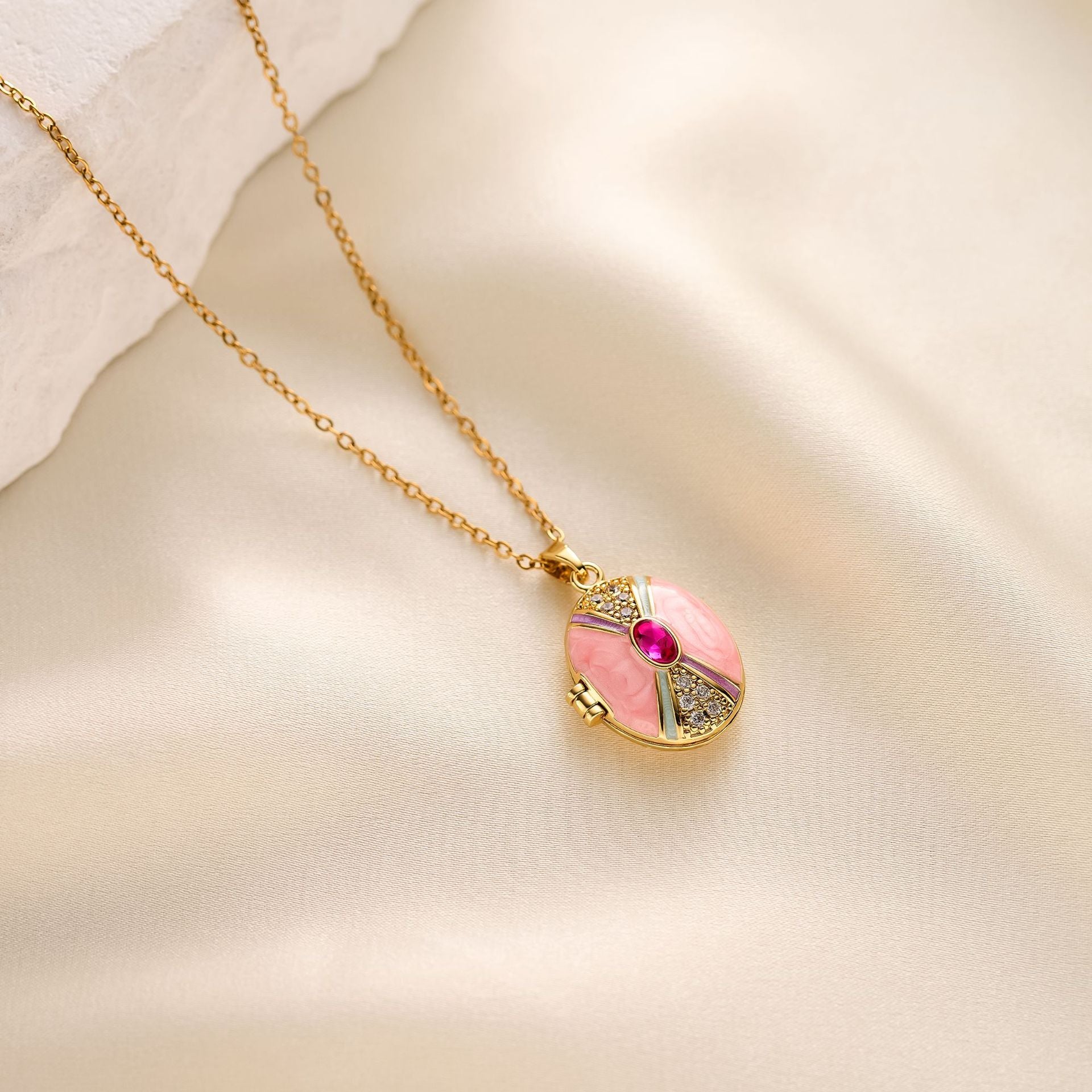 Wholesale Titanium Steel Oil-drip Photo Album Box with Opening and Closing Pocket Watch Style Necklace