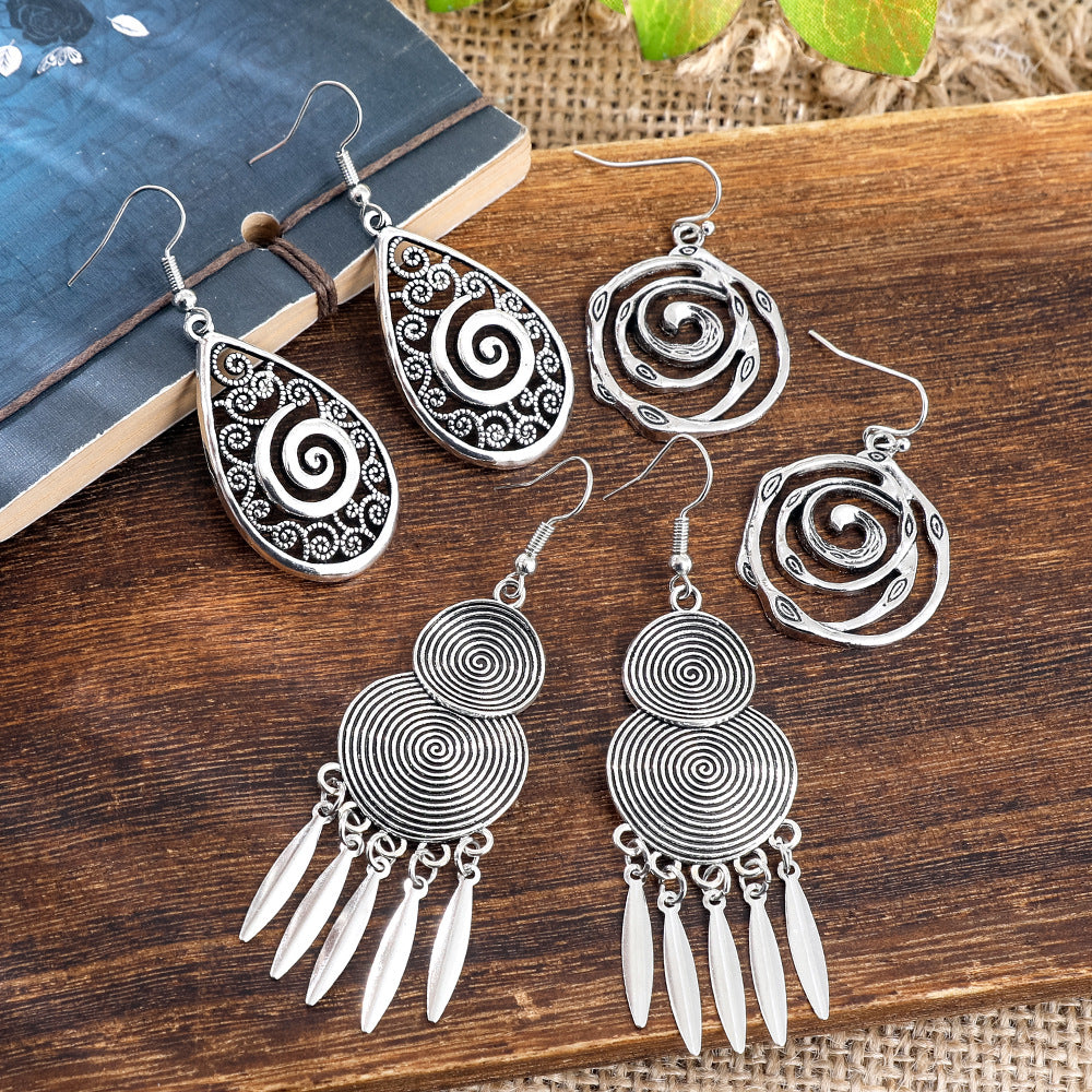 Wholesale Alloy Ethnic Bohemian Earrings Vintage Distressed Style Jewelry for Everyday Wear