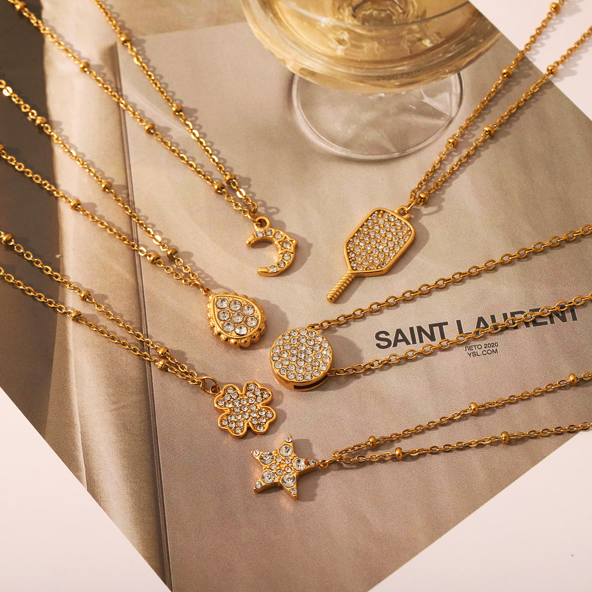 Wholesale Stainless Steel 18K Gold Drops Four-leaf Clover Moon Five-pointed Star Diamond Pendant Necklace