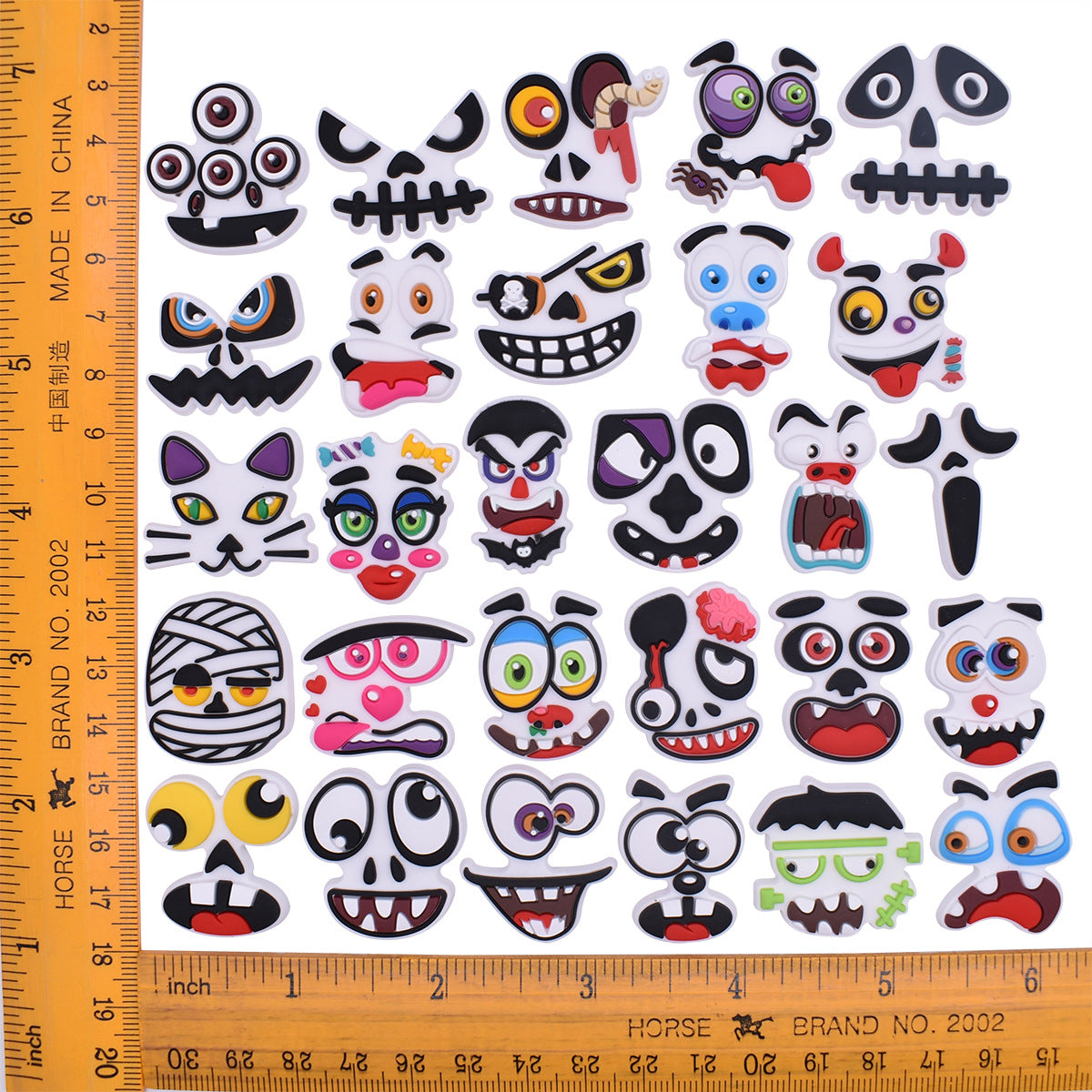 Wholesale Random 100pcs Halloween Series Shoes Accessories Shoes Charms ACC-SC-RYY047
