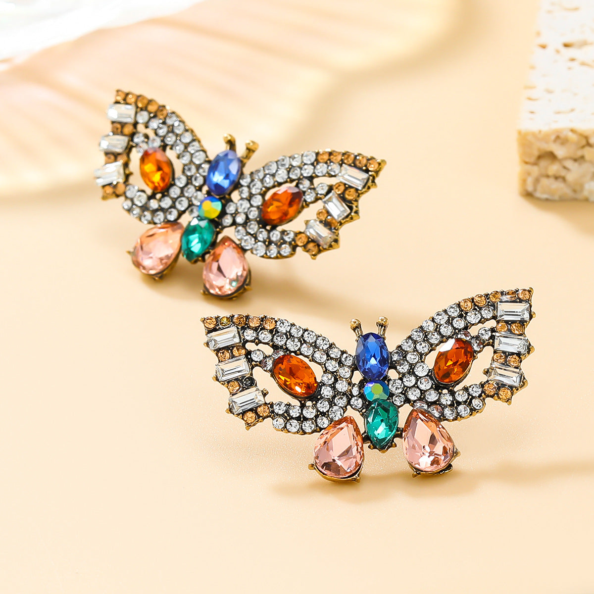 Wholesale full diamond butterfly colored diamond alloy earrings ACC-ES-JL023