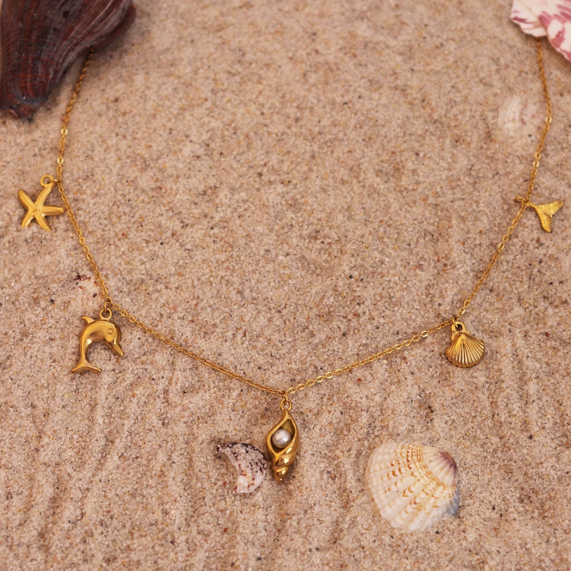 Wholesale No fading titanium steel seahorse dolphin shell necklace