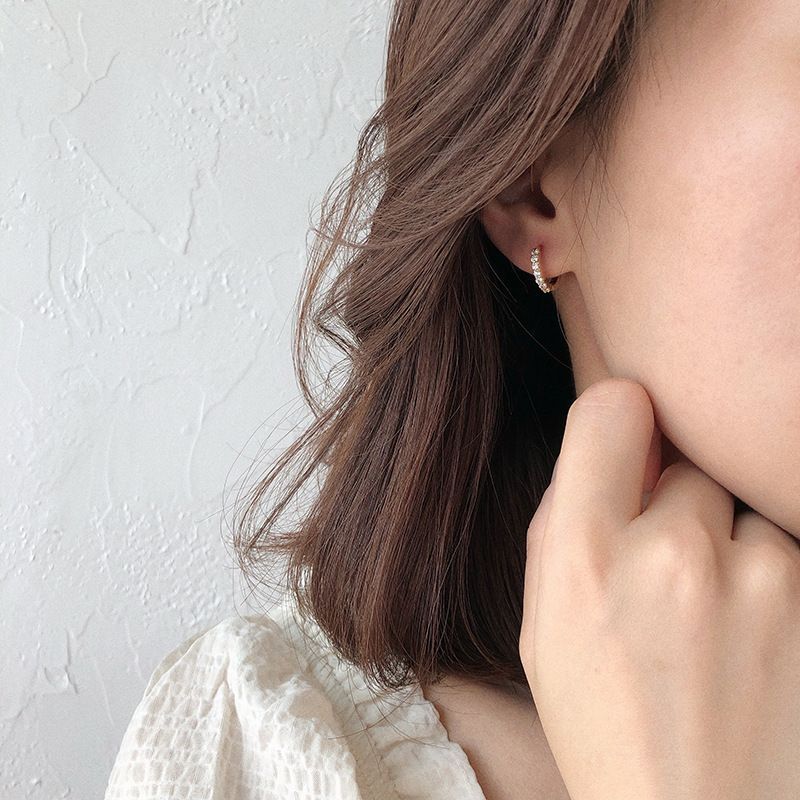 Wholesale S925 Silver Flash Diamond Earrings