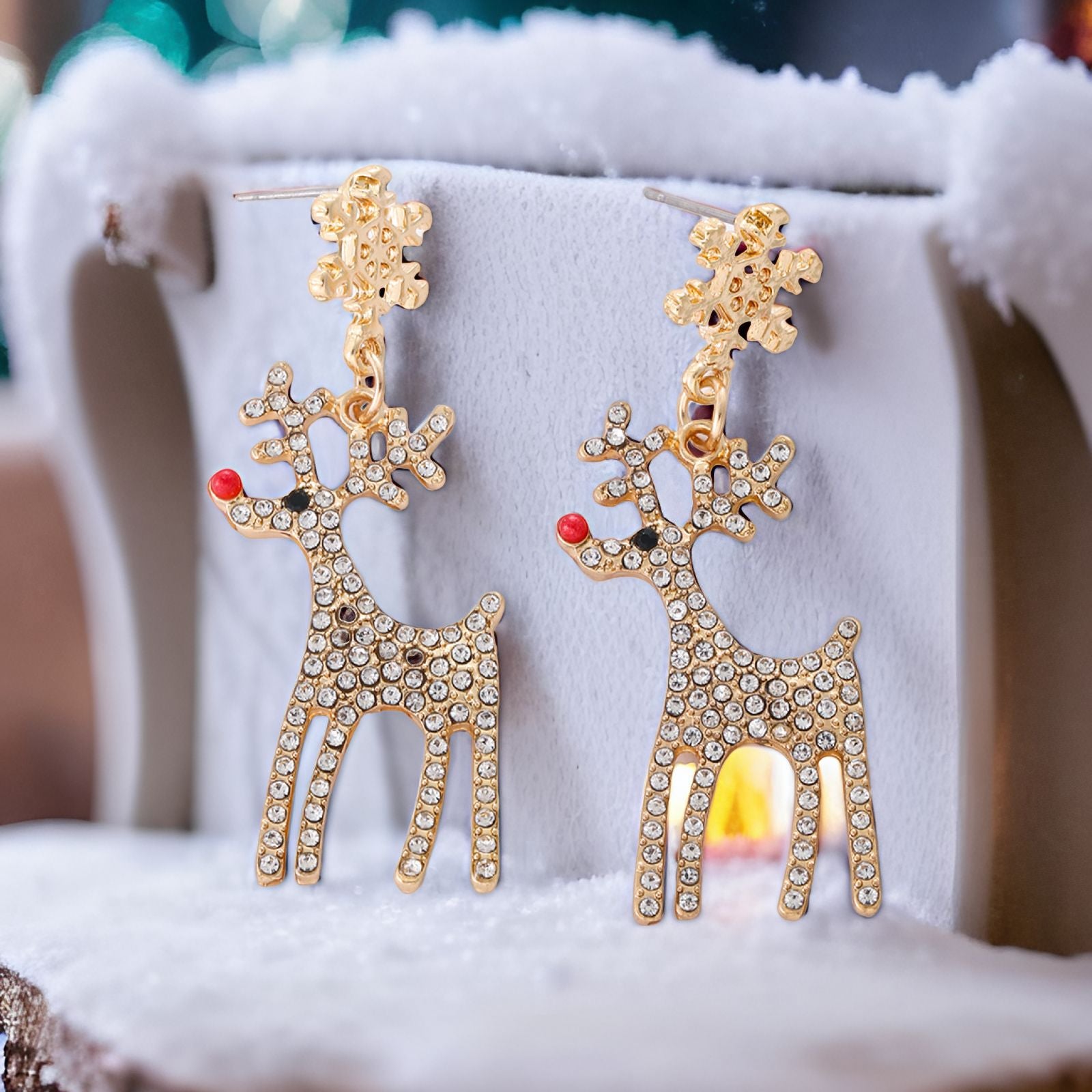 Wholesale Christmas Snowflake Elk Earrings Chic Gold Alloy Rhinestone Studs Fashion Jewelry Accessory For Women Boutique Gift