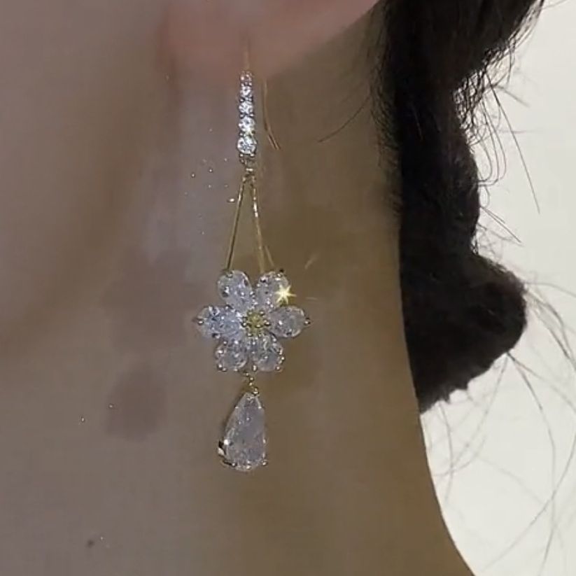 Wholesale full diamond flower drop earrings
