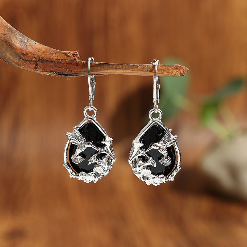 Wholesale Vintage Hollow-Out Hummingbird Drop Earrings Gothic Style Jewelry Accessory Gift