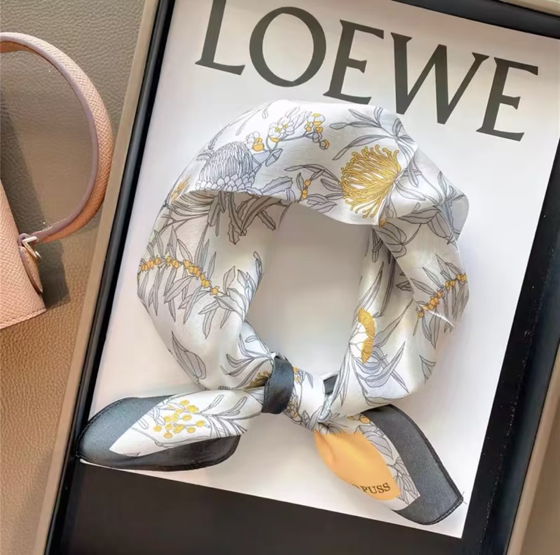 Wholesale  Silk f Women' s Autumn f f All-match Hair Band Fashion Small Square f