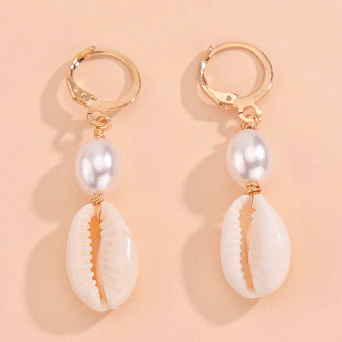 Wholesale Bohemian Shell Pearl Ladies Alloy Earrings