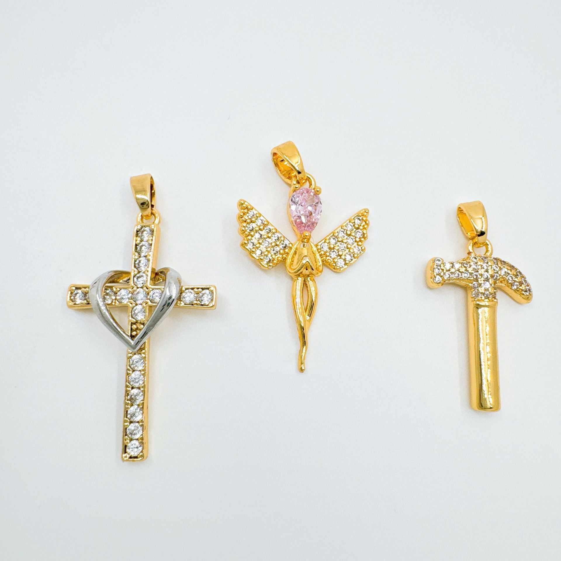 Wholesale Sweet Cool Style Rose Cross Pendant Gold Plated Copper Necklace Stylish Jewelry Accessory