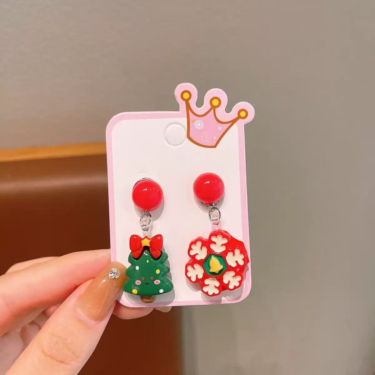 Wholesale Acrylic Christmas Sleigh Bell Charms For DIY Phone Case And Hair Clip Decoration Fashion Accessory Gift For Resale