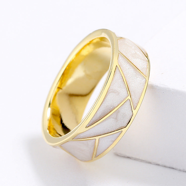 Wholesale  Retro  Enamel Ring Plated with 18K Gold  Geometric Texture Zircon Ring