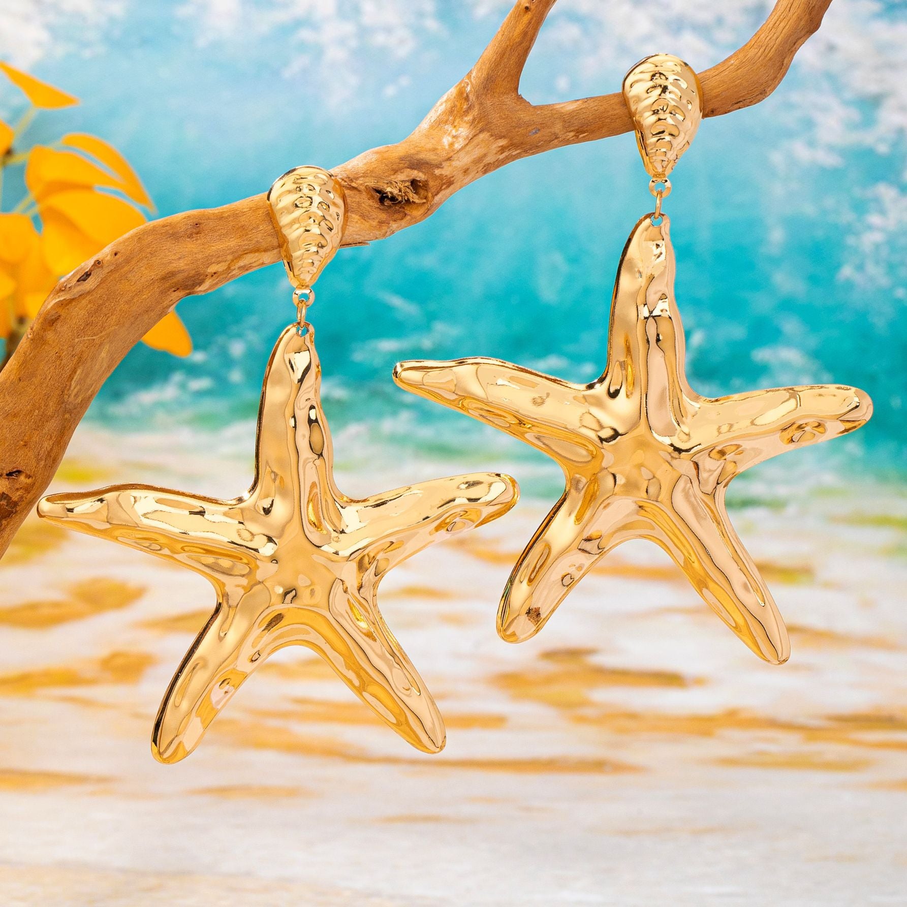 Wholesale Iron Alloy Vintage Gold Hammered Starfish Long Earrings Vacation Style Fashion Jewelry Accessory For Women