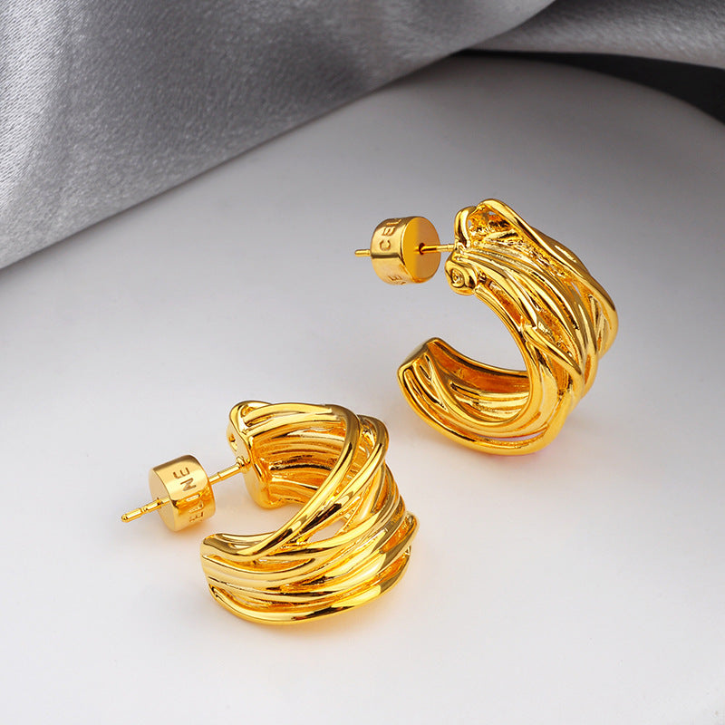 Wholesale  retro high-grade light luxury earrings  C- shaped irregular rattan earrings