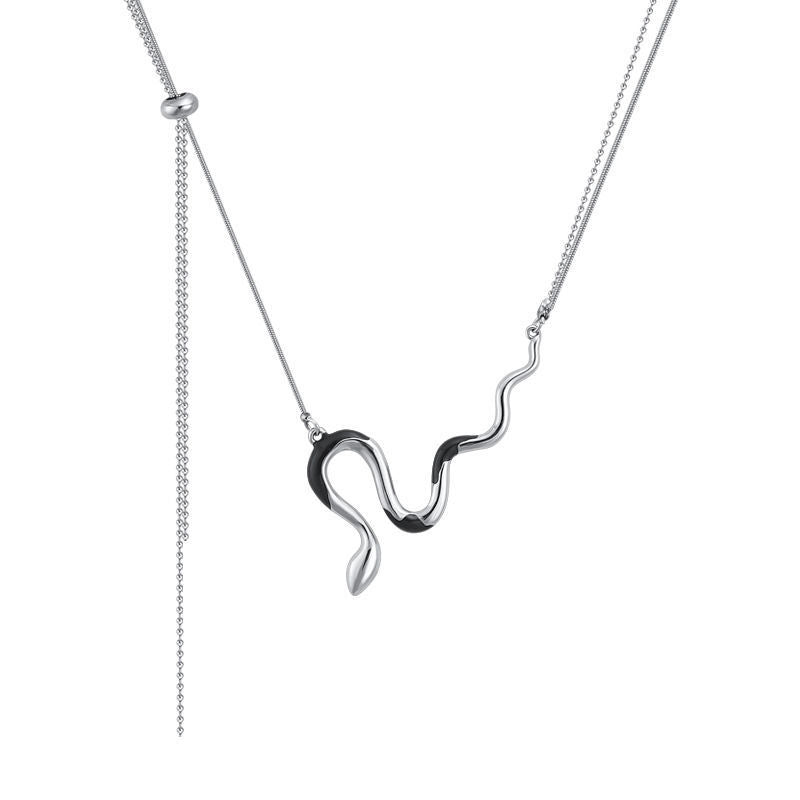 Wholesale Double-layer chain snake-shaped pendant necklace