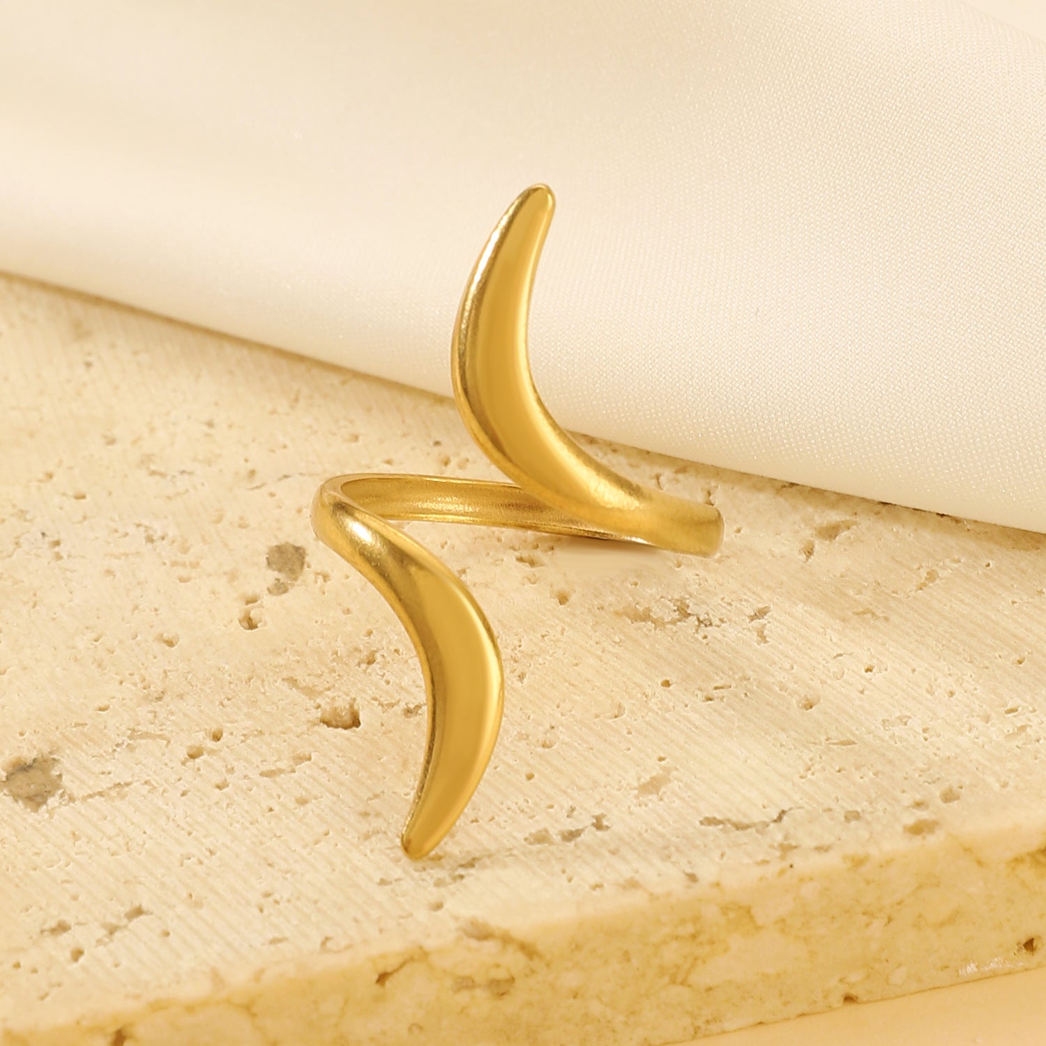 Anello di apertura a trama irregolare con goccia d'olio in acciaio inossidabile all'ingrosso