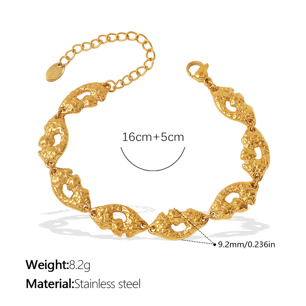 Wholesale Gold-Textured Openwork Hand Jewelry with a Vintage Aesthetic