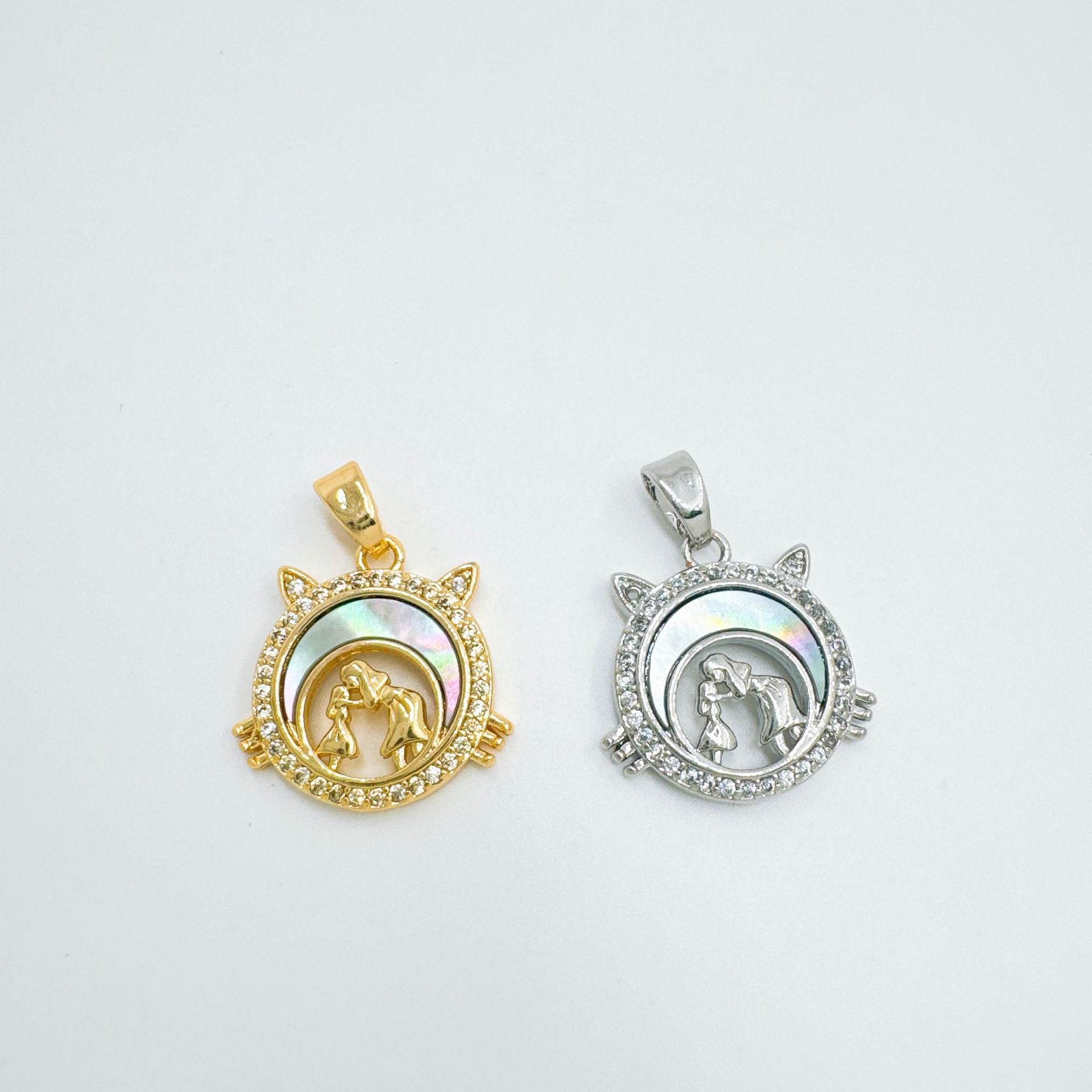 Wholesale Chic Star Saturn Pendant Necklace Copper Gold Plated Zircon Jewelry Accessory