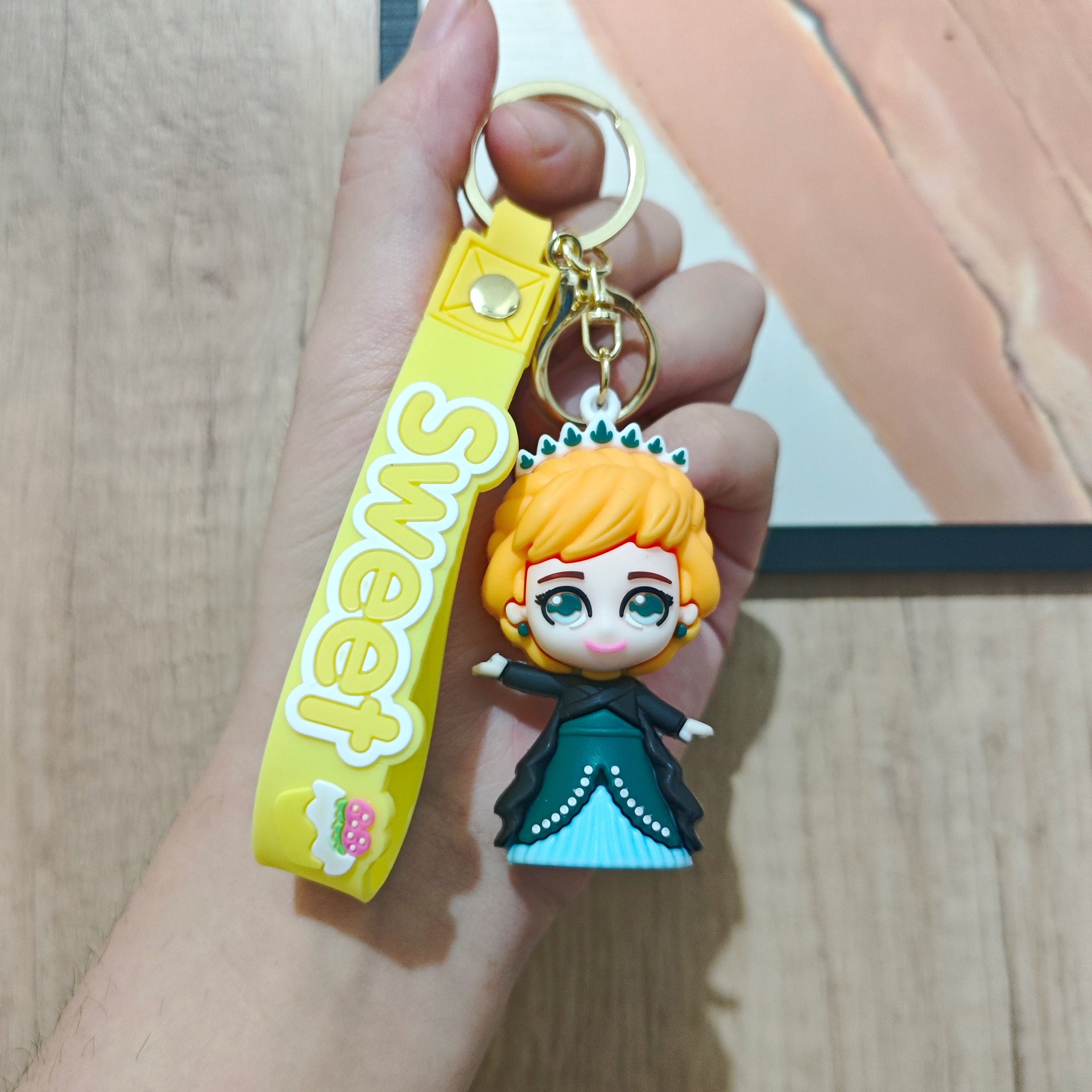 Wholesale Anime   Doll Keychain - PVC &  Metal,  Boutique Resale Car Key Accessory &  Gift