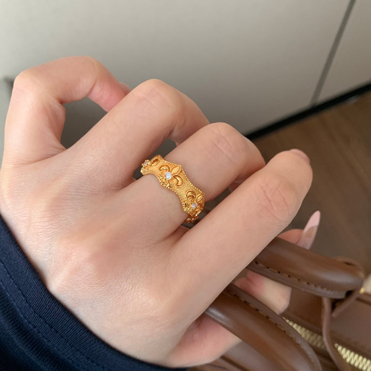 Wholesale Italian Brushed Cut Out Iris Flower Ring