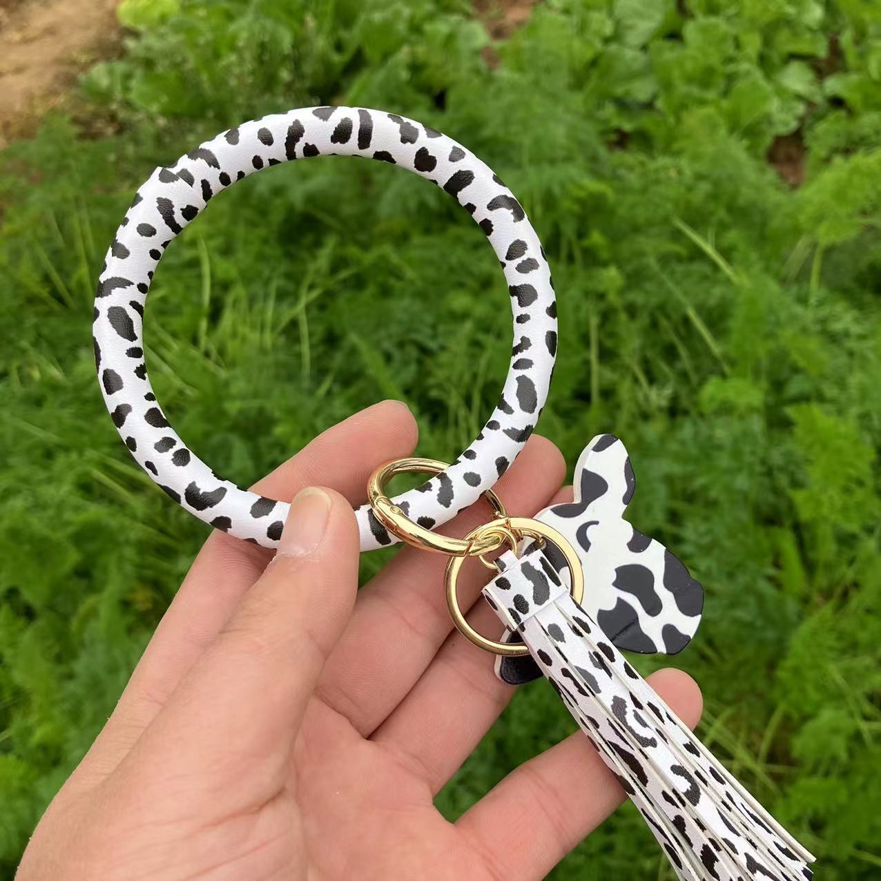 Wholesale Western Style Leopard Print Cow Print Cactus Leather Wristlet Keychain ACC-KC-QiuXue003