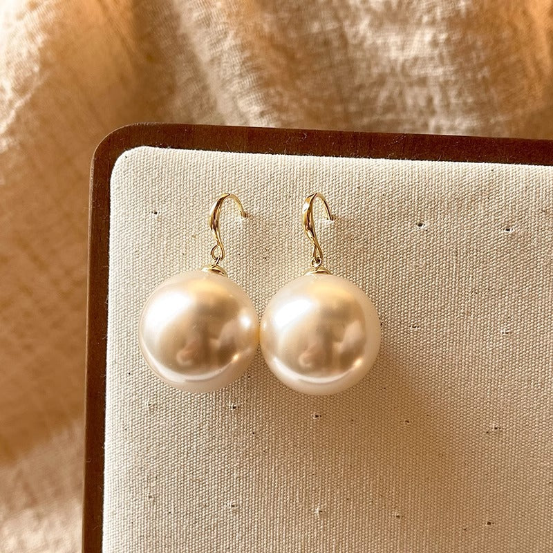 Wholesale Exaggerated Large Pearl Earrings