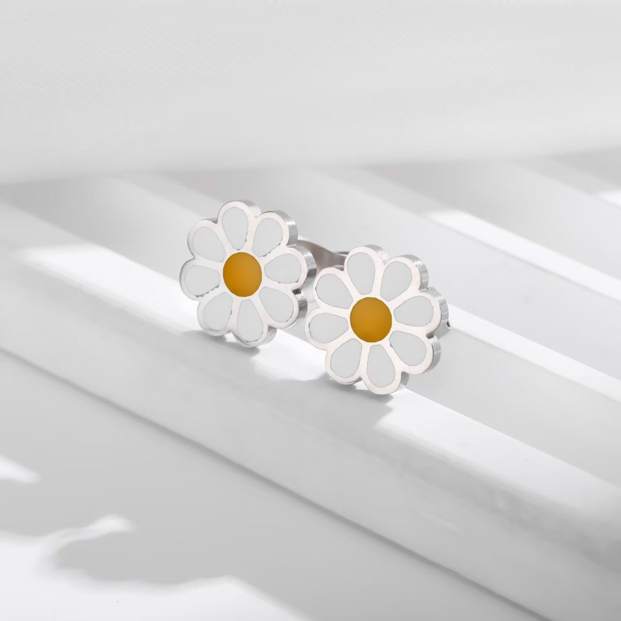 Wholesale Chic  Flower Open Ring Adjustable Stainless Steel Fashion Jewelry Accessory for Women Gift