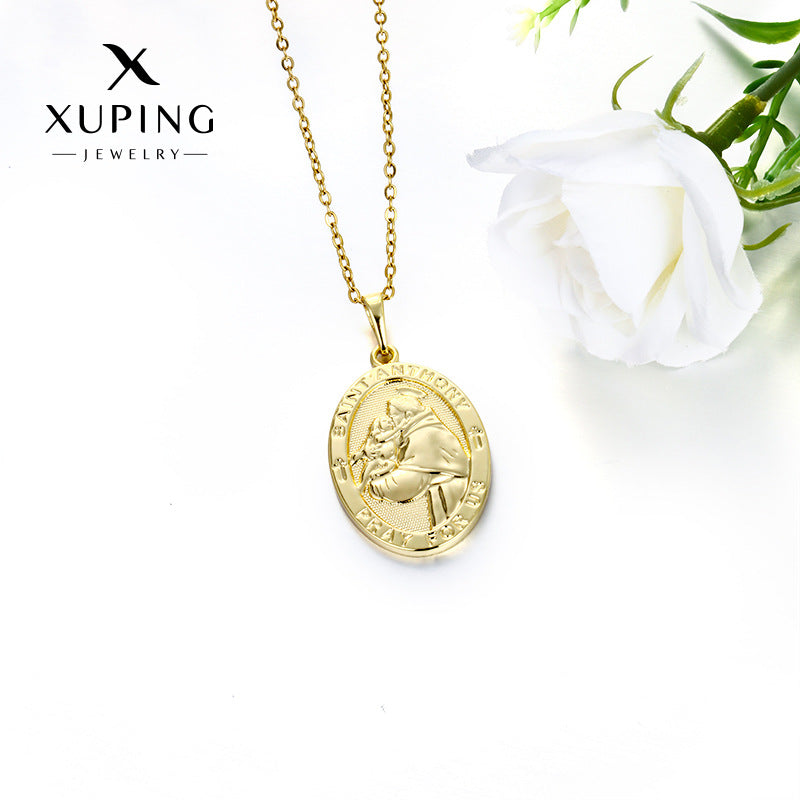 Wholesale Geometric Round Portrait Pendant Simple Personalized Gold-Tone Jewelry Accessory Gift