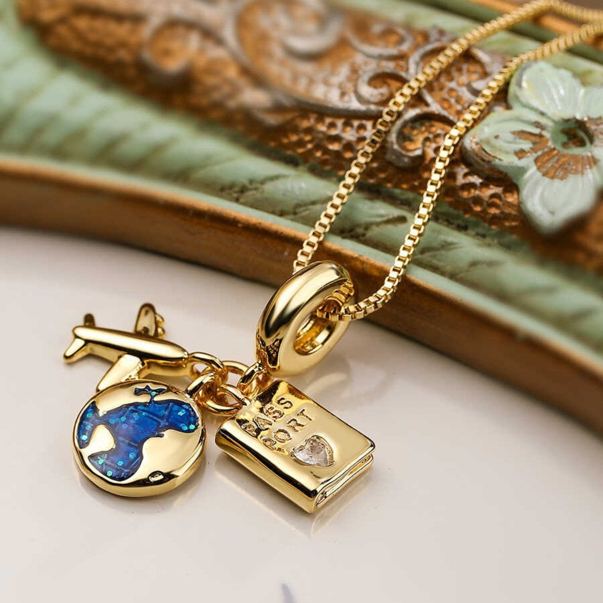 Wholesale  Titanium Steel Creative Zircon  Personality Camera Pendant Necklace