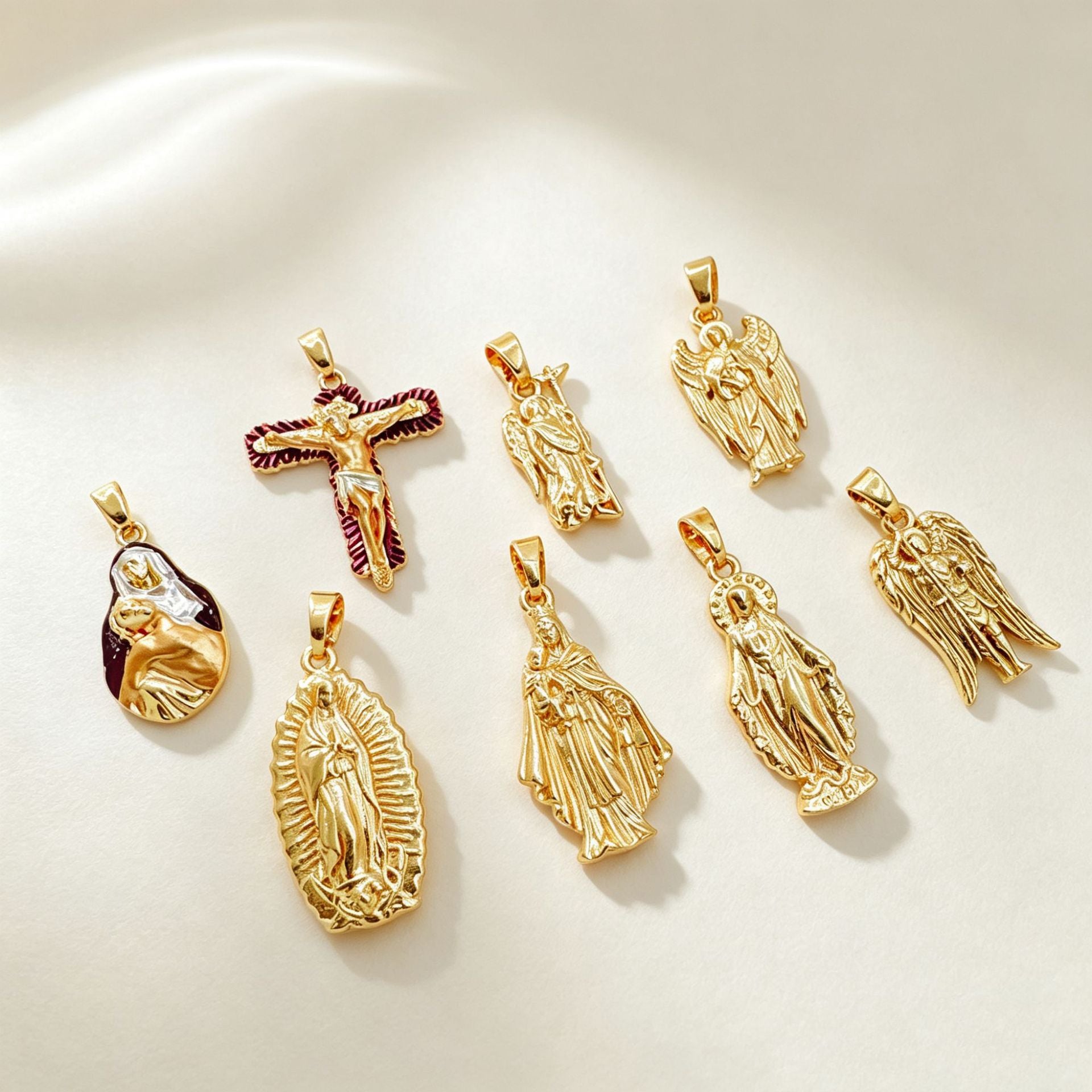Wholesale Gold Plated Copper Cross Pendant Necklace Hip-Hop Fashion Accessory for Women Gift