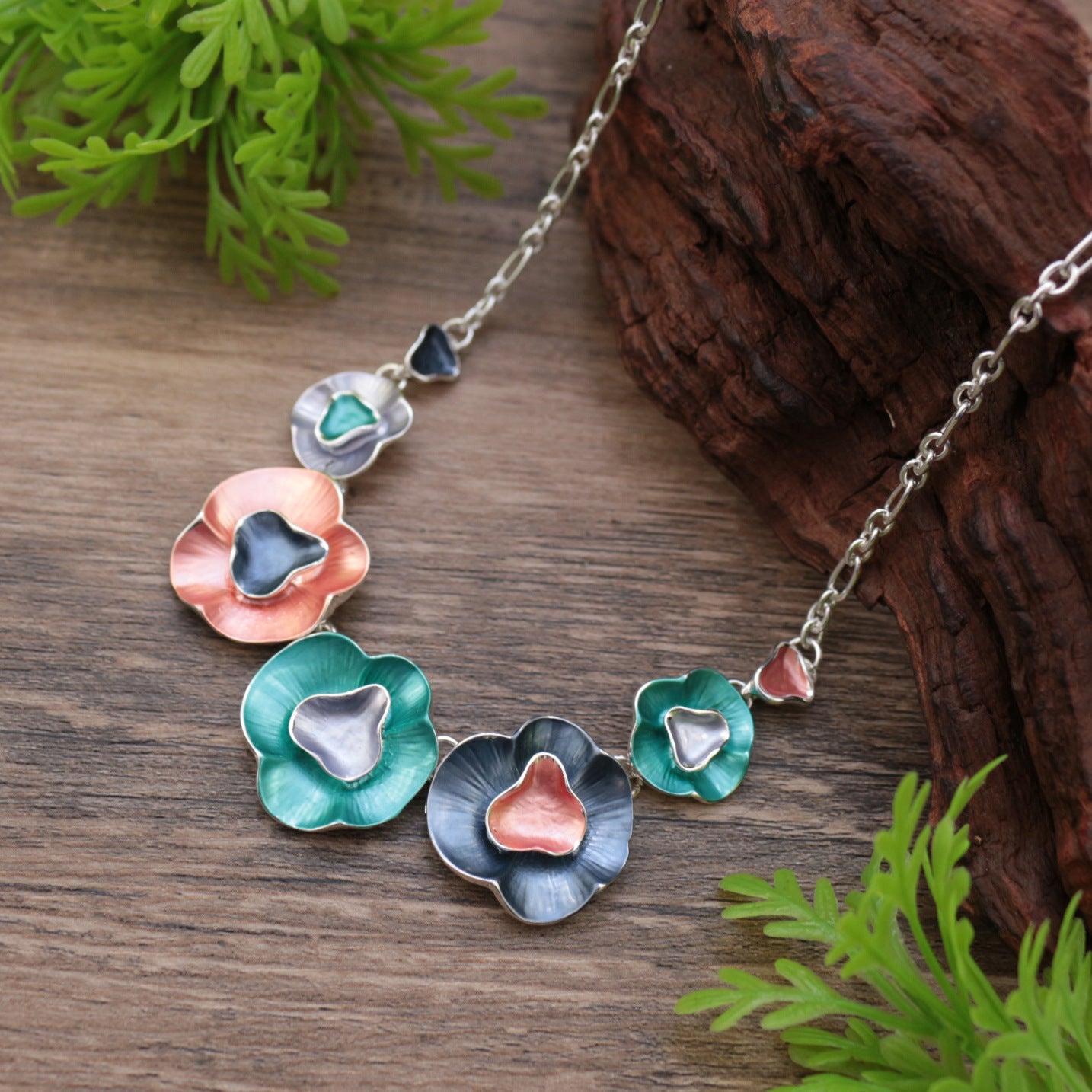Wholesale Enamel Geometric Flower Necklace  Zinc Alloy Jewelry