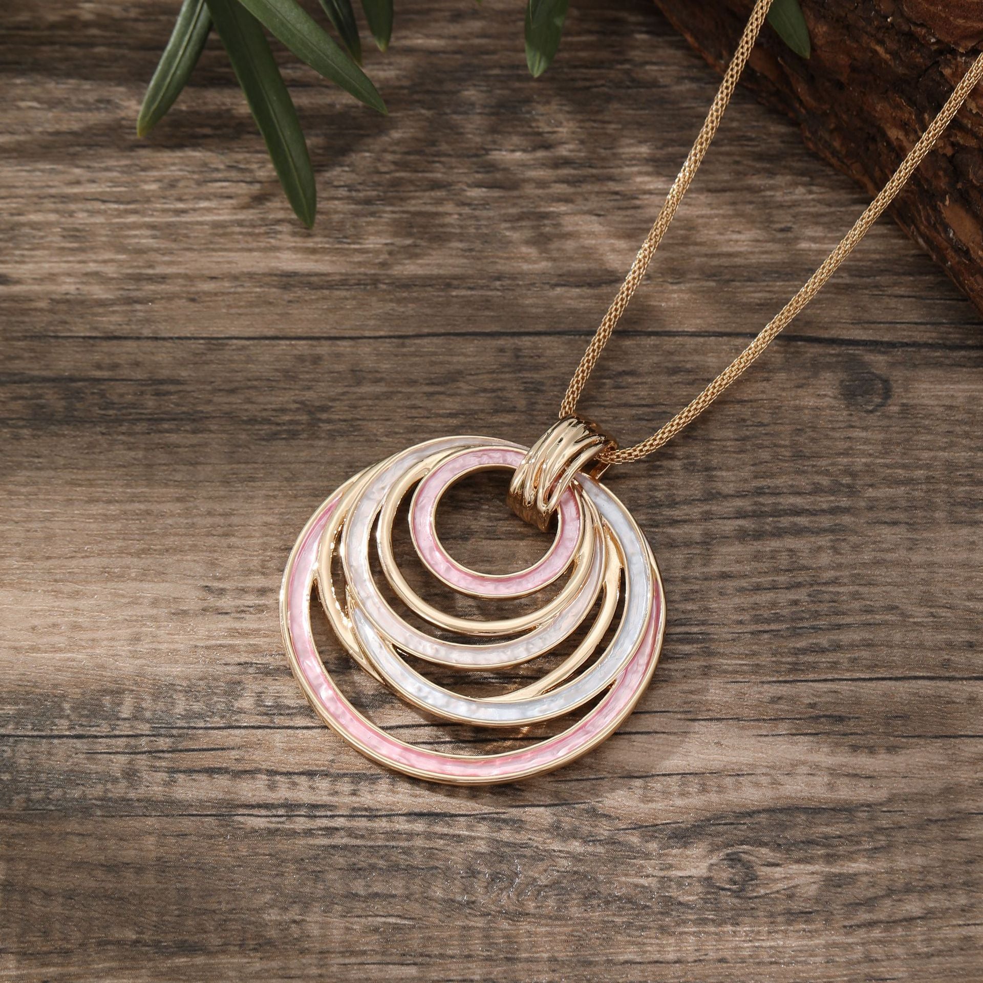 Wholesale Colorful Oil Painting Round Hollow Geometric Line Pendant Necklaces ACC-NE-Taol002