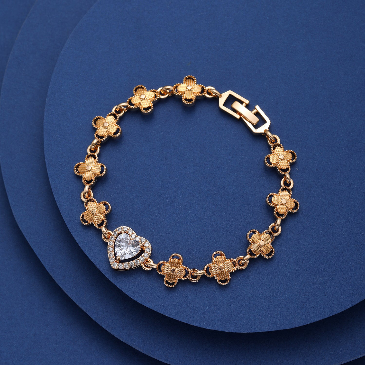 Wholesale Copper Plated Gold Inlaid Zircon Heart Bracelet ACC-BT-HengXuan003