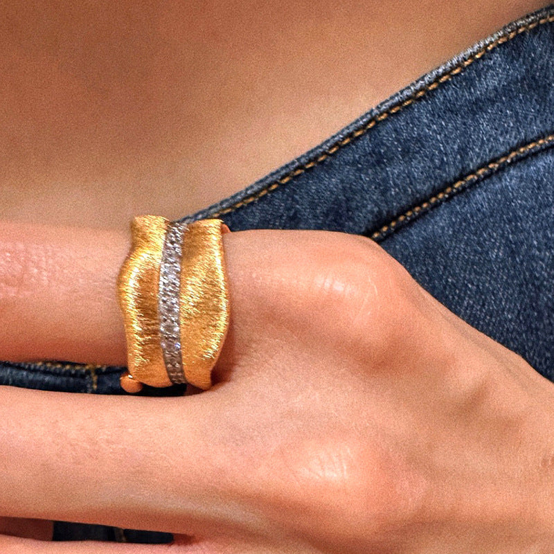 Wholesale banana leaf ring women light luxury