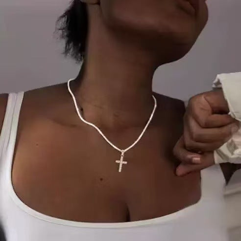 Wholesale Punk Style Cross-Border European and American Diamond-Encrusted Cross Sweater Necklace for Women,  Light Luxury Sweatshirt Chain,  Simple and Versatile Clavicle Chain