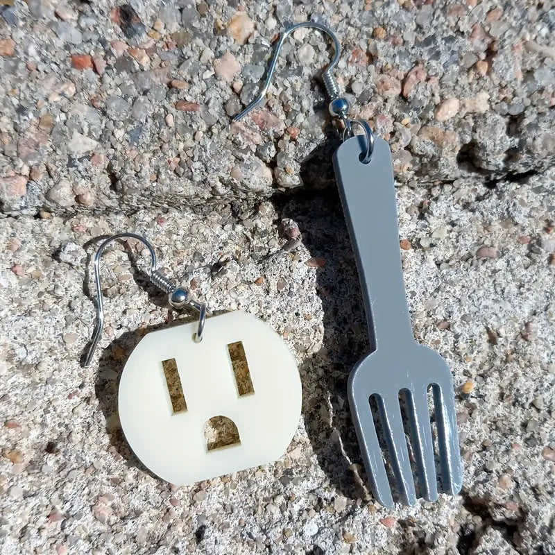 Wholesale mini knife and fork asymmetric earrings