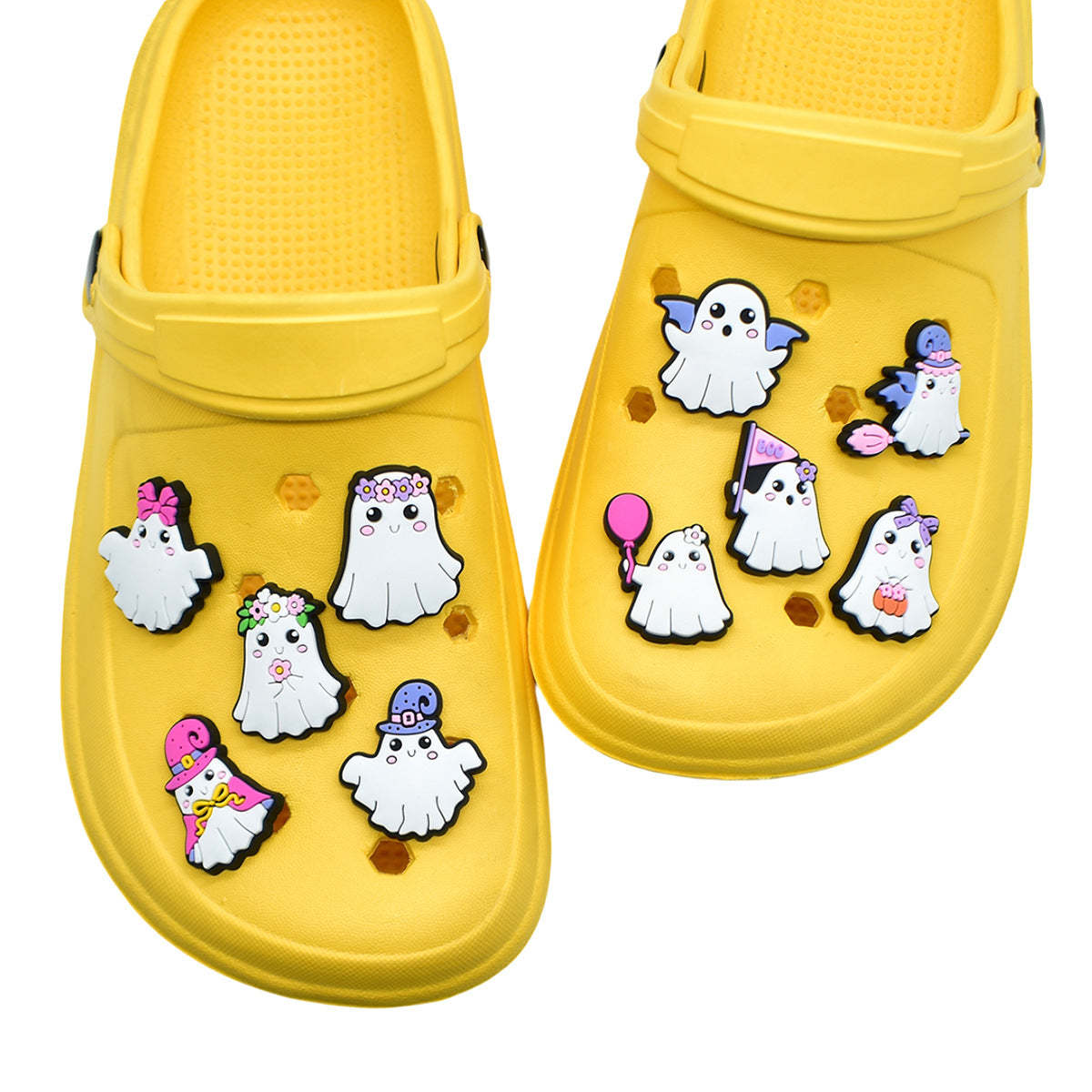 Wholesale Random 100pcs  Series Shoes Accessories Shoes Charms