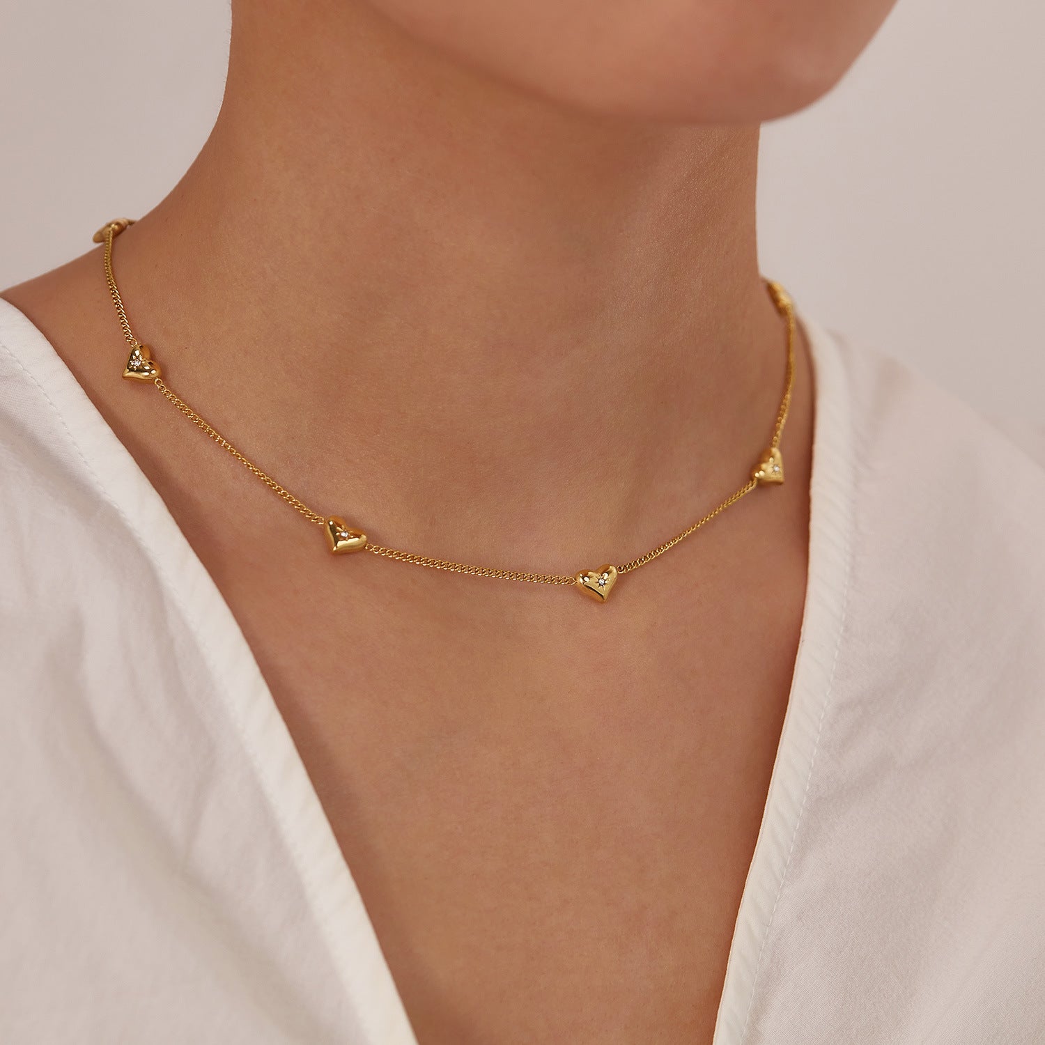 Wholesale  Small Sun Zircon  Stainless Steel Heart Necklace