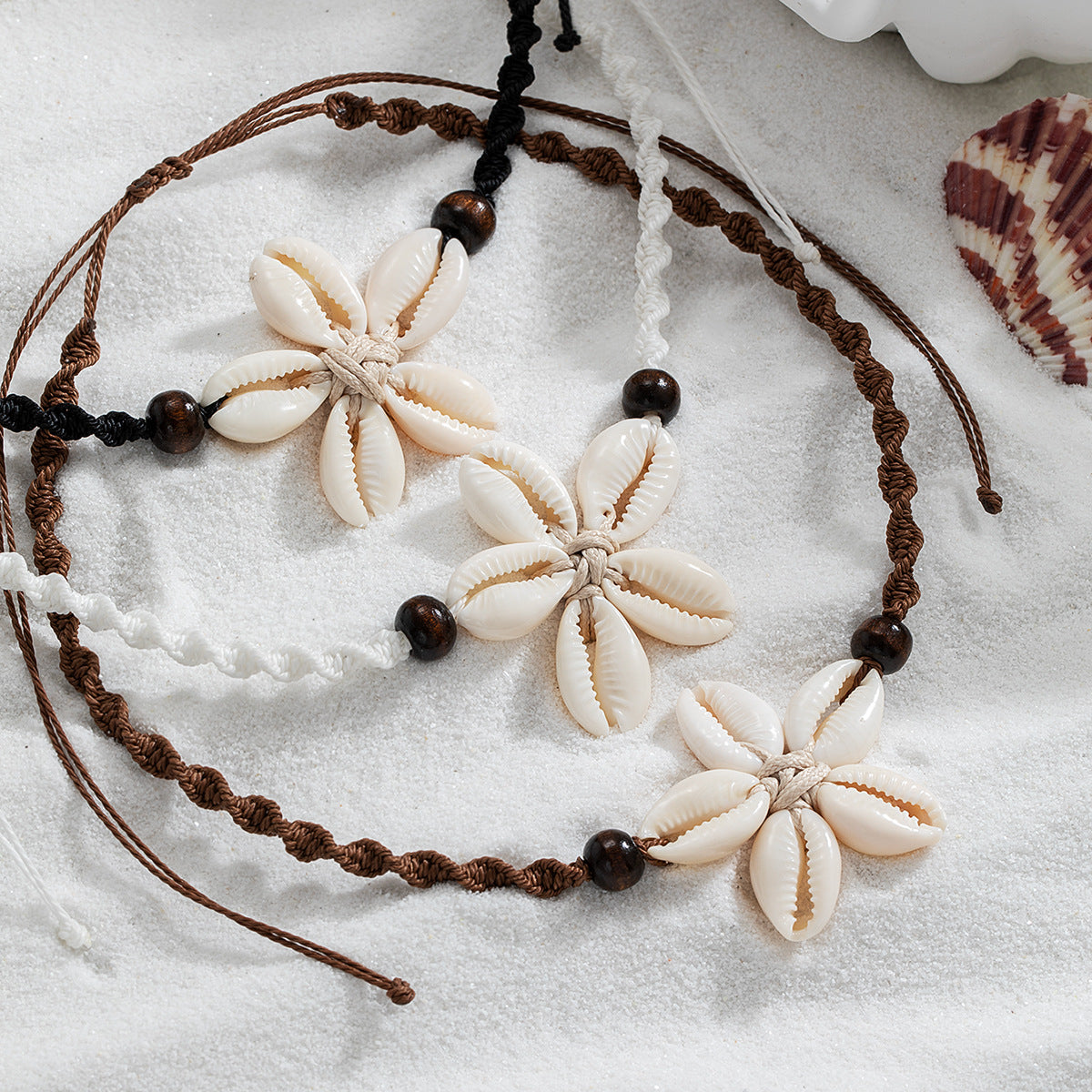 Wholesale Bohemian  shell woven flower wooden beads rope adjustable women's necklace