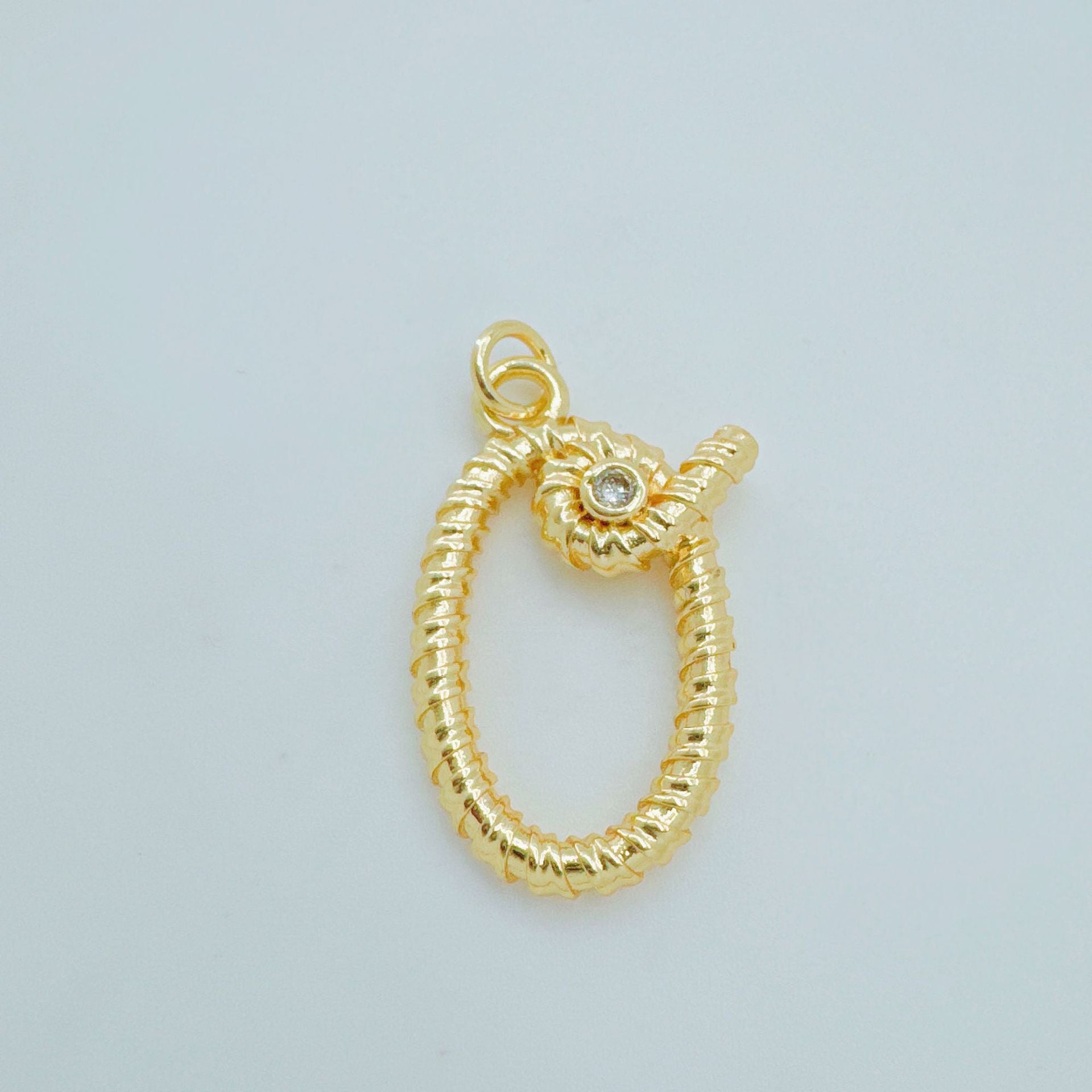 Wholesale Gold Plated Copper 26 Letter Alphabet Pendant,  Trendy Hip-Hop Jewelry Accessory for Everyday Gift