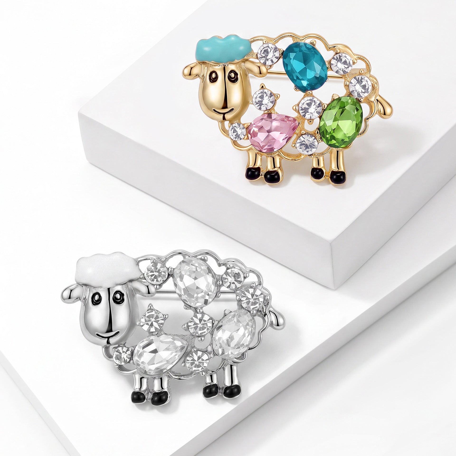 Wholesale Stylish Rhinestone Sheep Brooch Animal Shape Alloy Pin Fashion Accessory