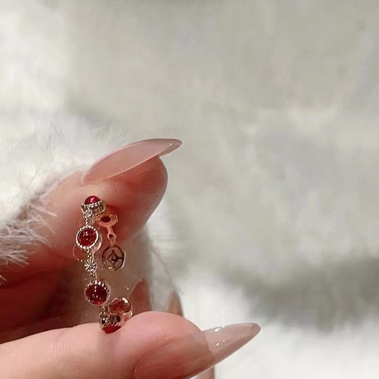 Wholesale Retro Exquisite Micro-inlaid Zircon Ring