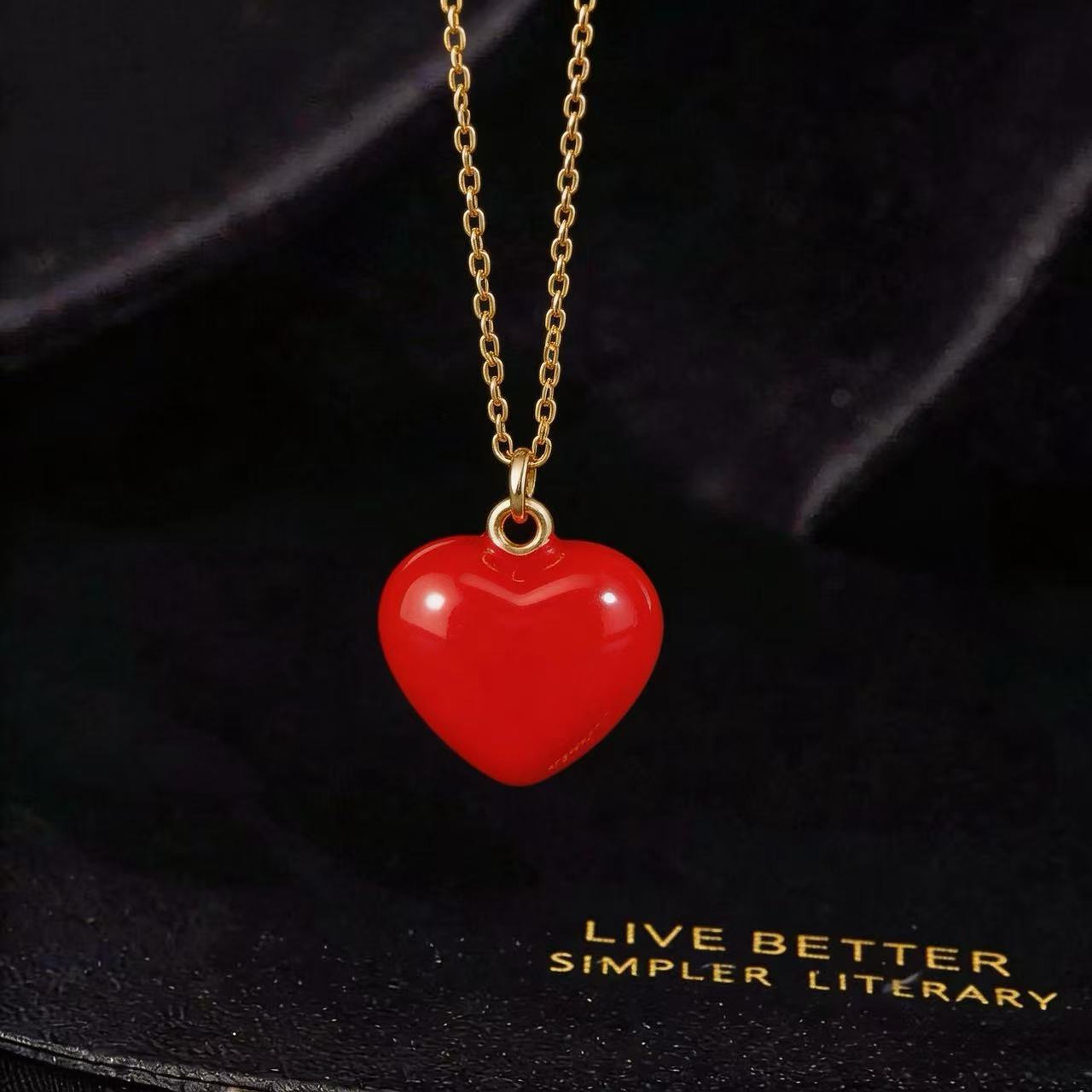 Wholesale Retro Red Heart Pendant Necklace For Women Copper Zircon Long Chain Gift Fashion Accessory
