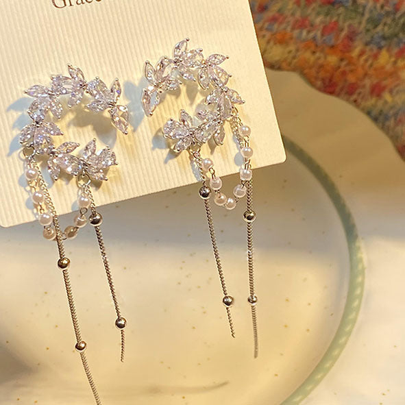 Wholesale Light Luxury Pearl Tassel Ear Clip Earrings