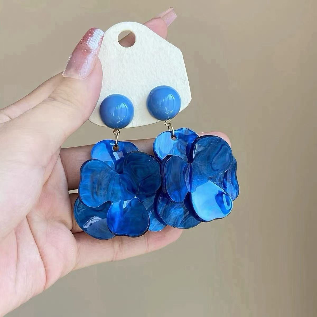 Wholesale Electroplated Flower Stud Earrings Colorful Gradient Petal Design Summer 2026 New Boutique Resale