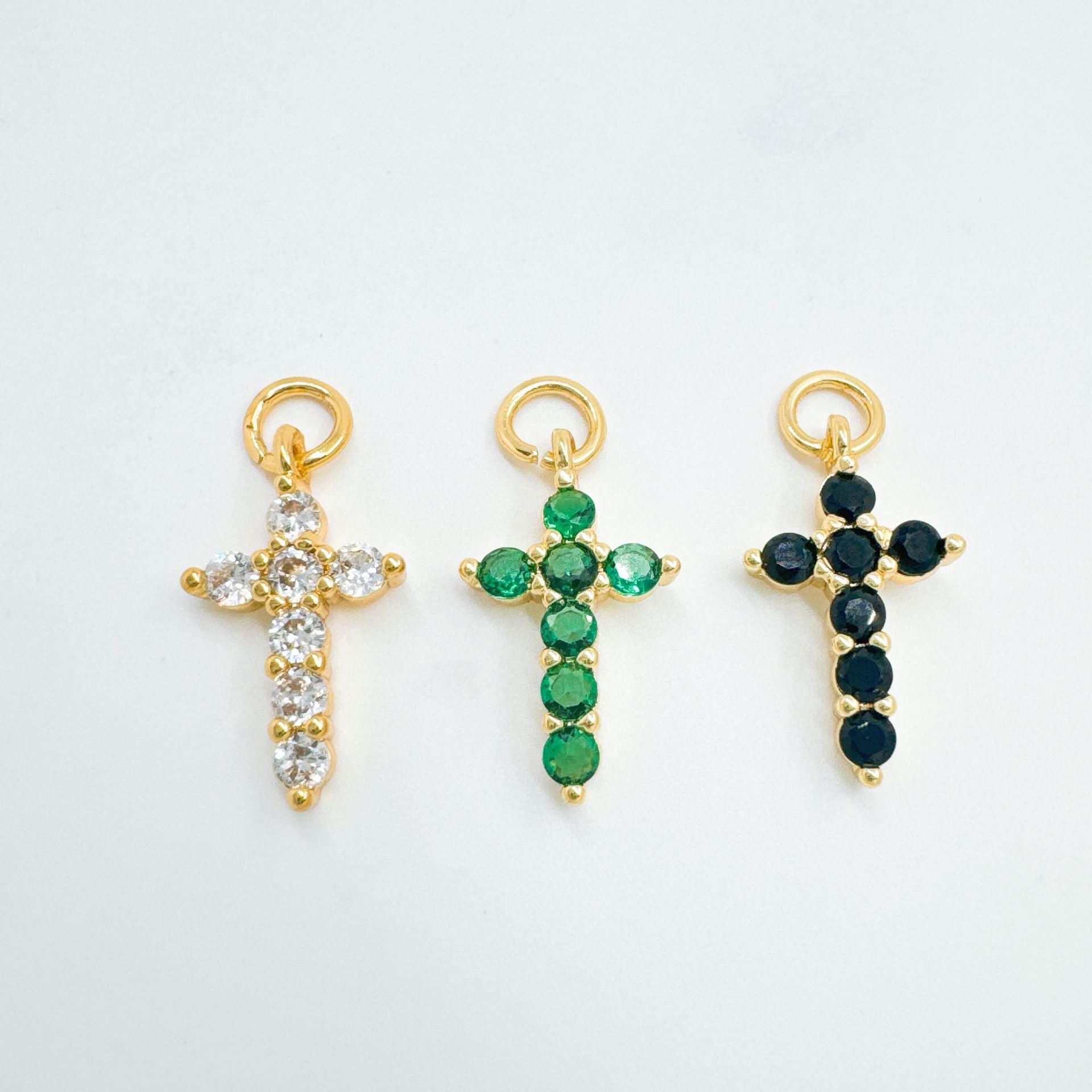 Wholesale Trendy Gold-Plated Micro-Inlaid Zircon Cross Pendant Necklace,  Fashion Accessory for Resale